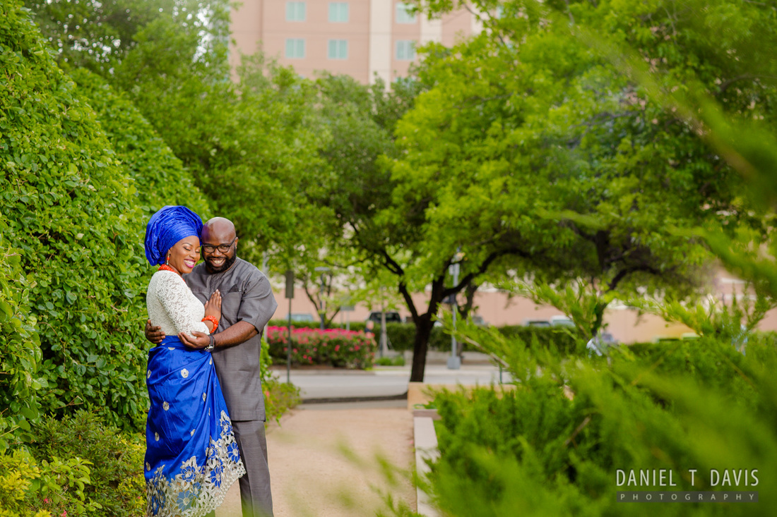 Discovery Green Houston Engagement Photos