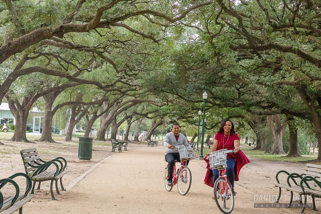 Bicycle Theme Engagement Photos in Houston